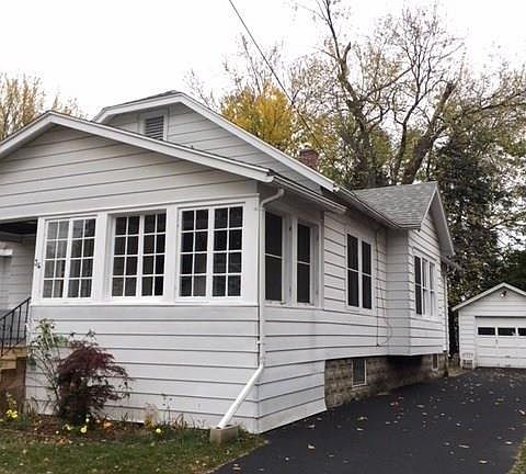 2nd image of 34 Elmhurst Ave