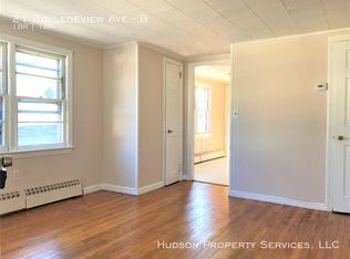 21 Collegeview Ave APT B, Poughkeepsie, NY 12603