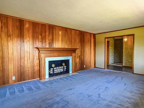 4th image of 7109 Deane Hill Dr