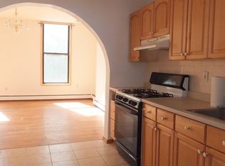 606 Grove St #2, Jersey City, NJ 07310