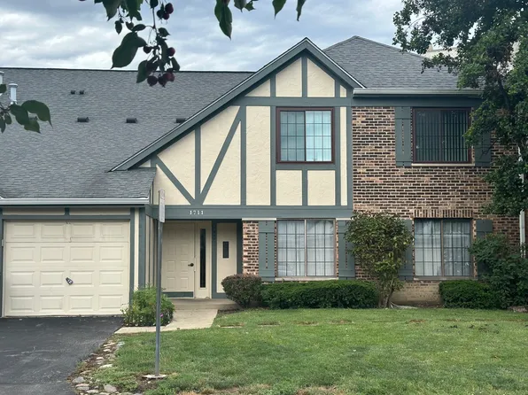 1711 N Emerald Bay Unit 4, Palatine, IL 60074