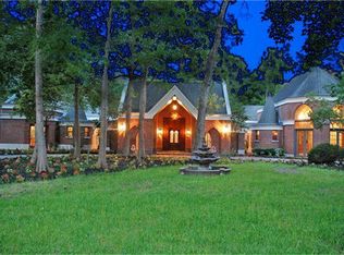 10 Watertree Dr, Spring, TX 77380