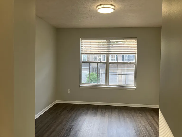 1789 Park Trl NE — Photo 28