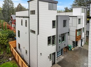 716 N 49th St, Seattle, WA 98103