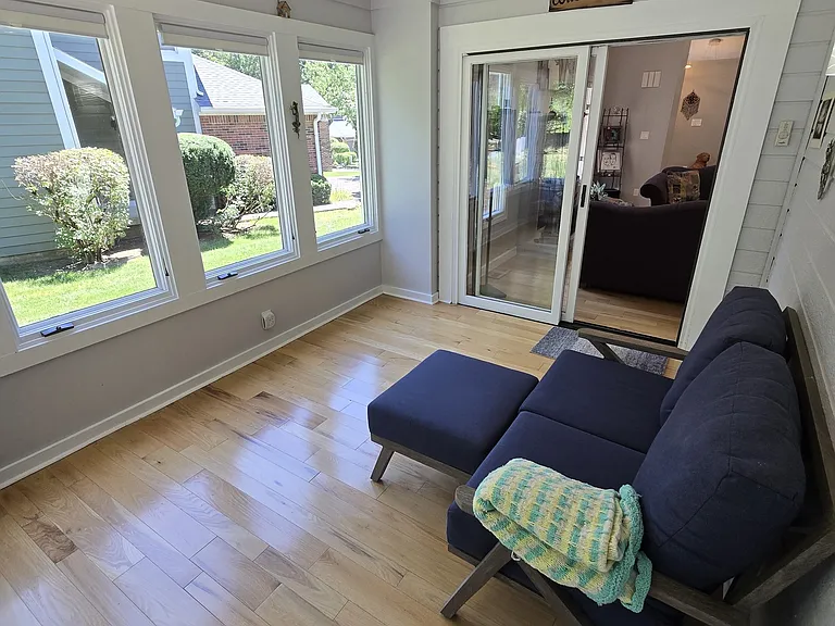 8198 Foxchase Cir — Photo 33