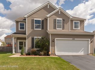 1604 Balboa Dr, Minooka, IL 60447