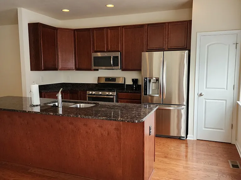 123 Lorraine Dr — Photo 11