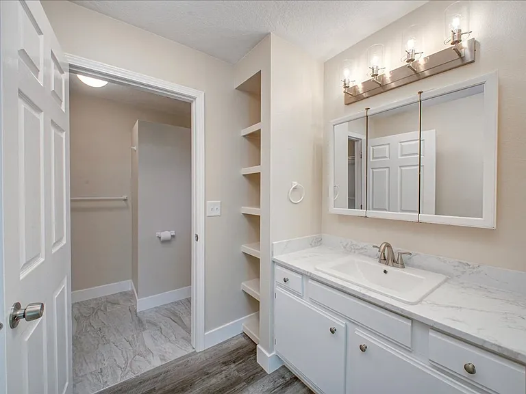 3316 W Cherry Ln — Photo 16