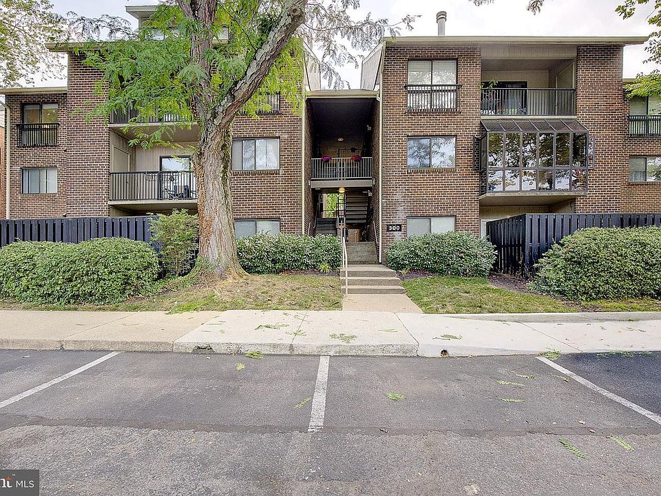 1st image of 300 Hilltop Ln Unit I