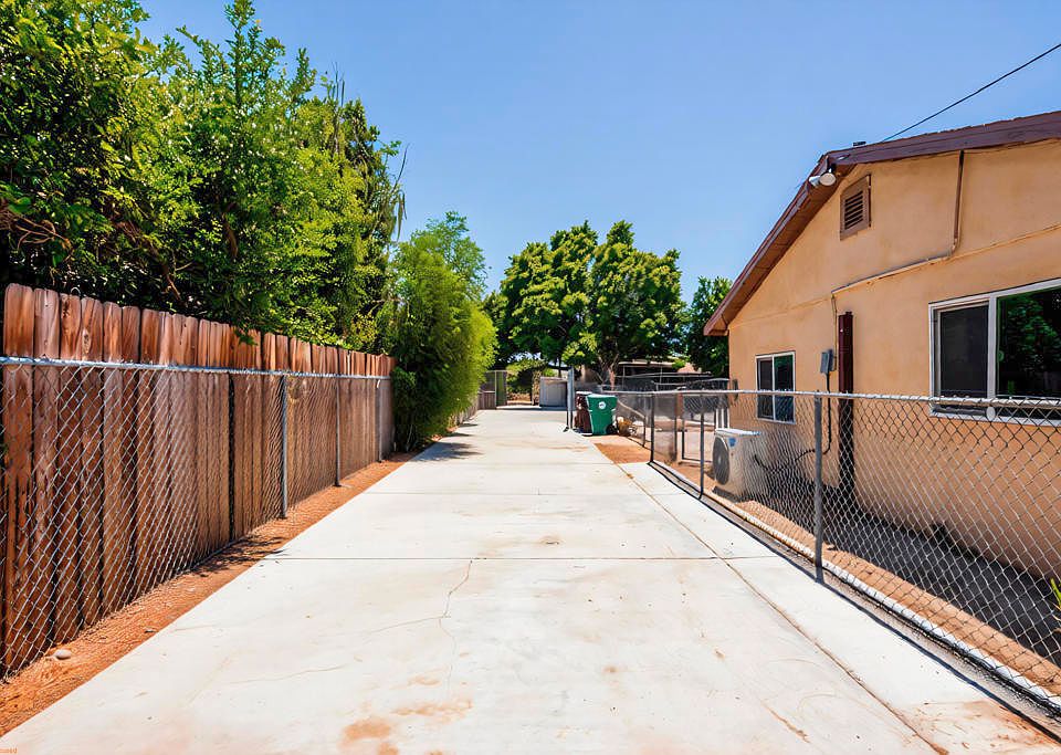 1st image of 84058 Leyte Ave