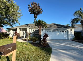 5738 39th Street Cir E, Bradenton, FL 34203