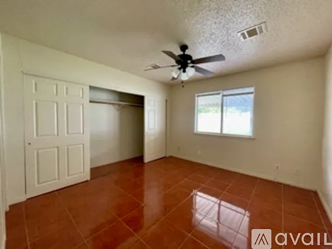 3 bed, 1701 sqft, $1,500 — Photo 4