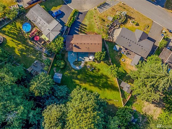 3rd image of 10204 38th Pl SE