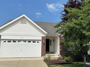 287 Keystone Ct, O Fallon, IL 62269