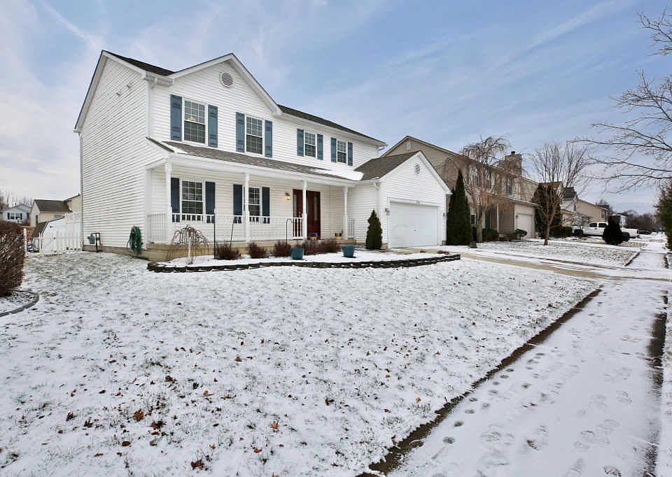1st image of 128 Glengary Dr