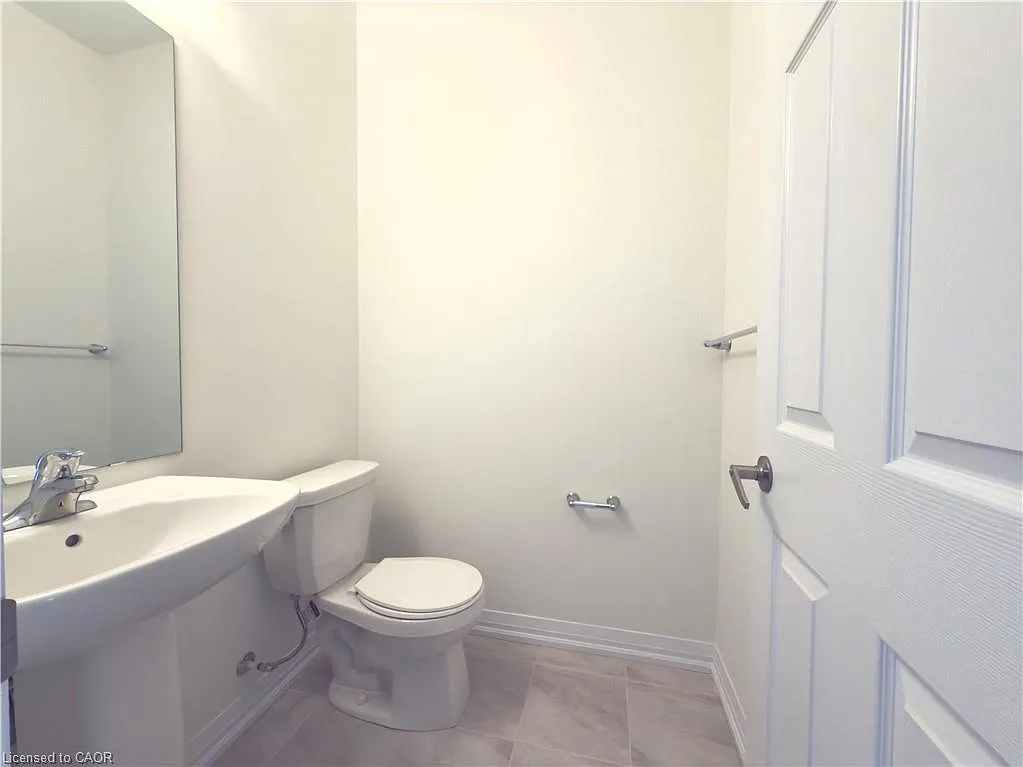 3 bed, 2.5 bath, 1449 sqft, $2,799 — Photo 4