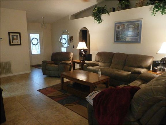 3rd image of 4064 Stonefield Dr