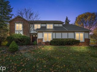 1579 Lomas Verdes, Rochester Hills, MI 48306