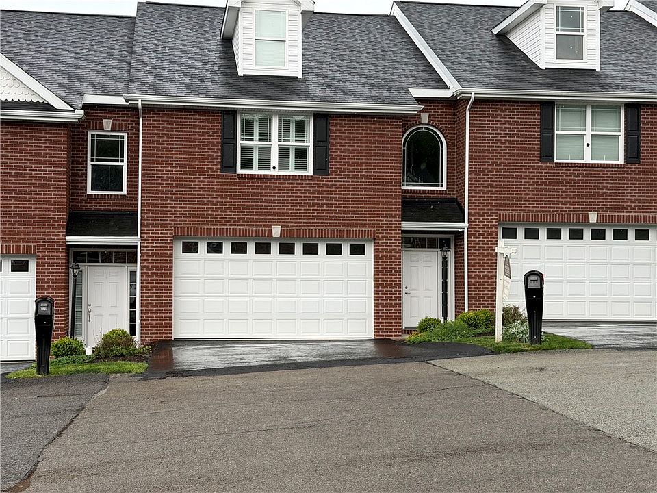 1st image of 211 Settlers Ct