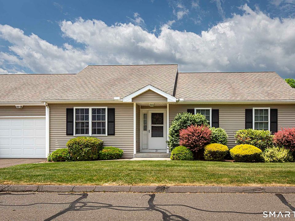 1st image of 21 Farm Brook Lane #21