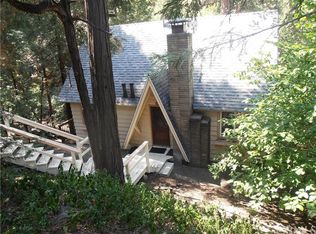 24774 Faulhorn Dr, Crestline, CA 92325