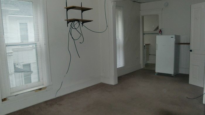 2nd image of 312 Woodward Ave APT 7