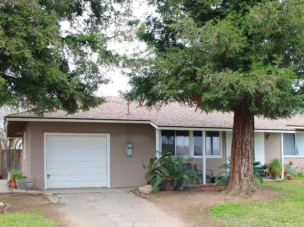28515 Pacific Dr, Madera, CA 93638