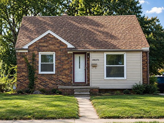 2nd image of 26271 W Hills Dr