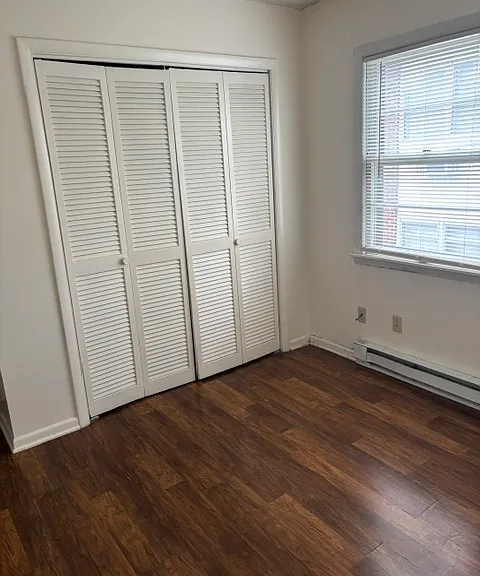 304 Longview St #B4 — Photo 12