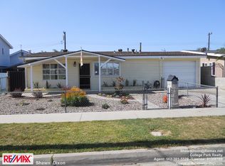 12038 207th St, Lakewood, CA 90715