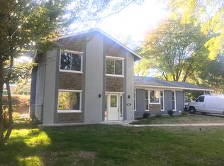 400 Winterthur Ct, Silver Spring, MD 20904