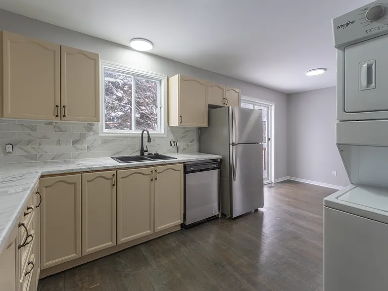 312 Waterloo Dr #1 — Photo 10