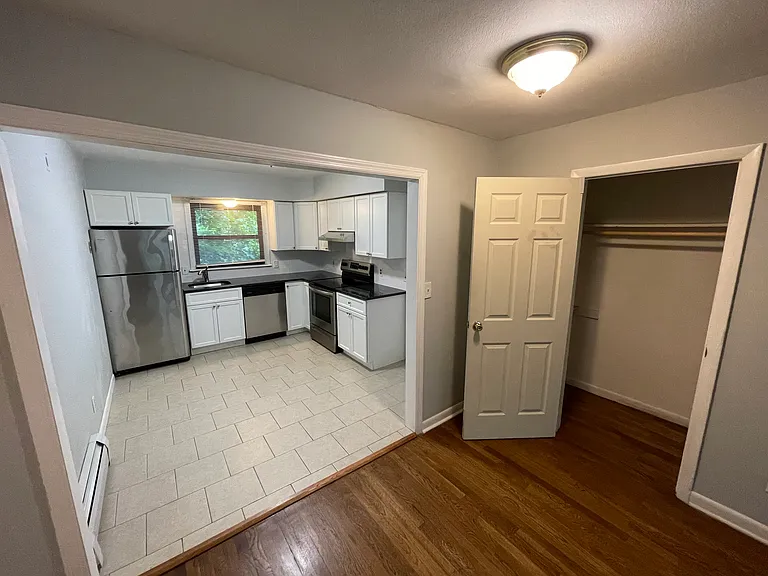 327 Fountain St #3D — Photo 6