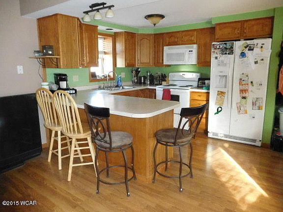 2nd image of 102 N Whittet St