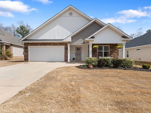 2nd image of 171 Hawks Ridge Trce