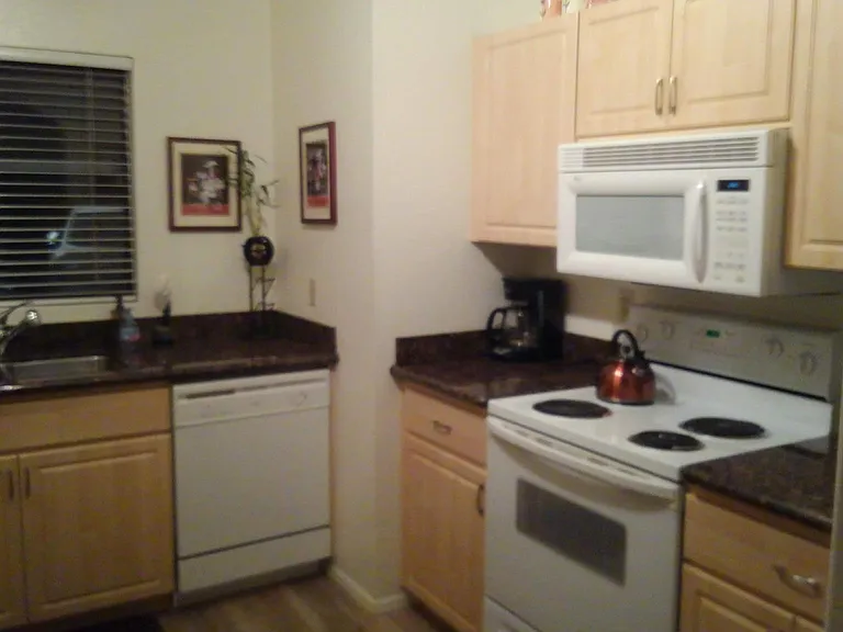 9600 N 96th St #0 — Photo 9