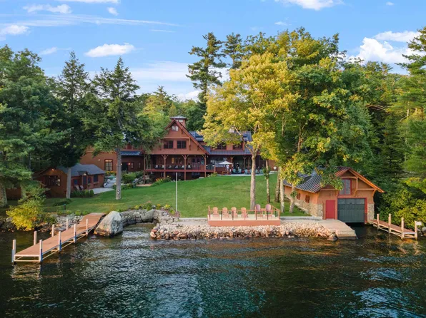 21 Leighton S Avenue, Laconia, NH 03246