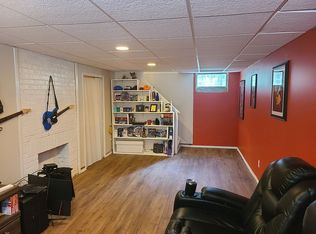 3529 Boynton Rd, Cleveland Heights, OH 44121