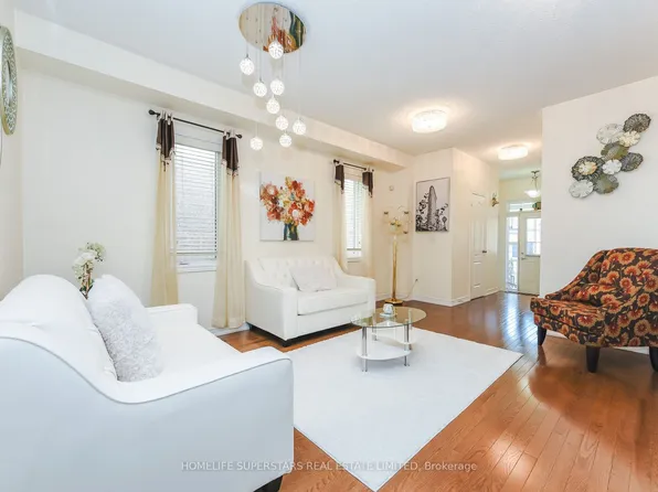 16 Altura Way, Brampton, ON L6P 4A1
