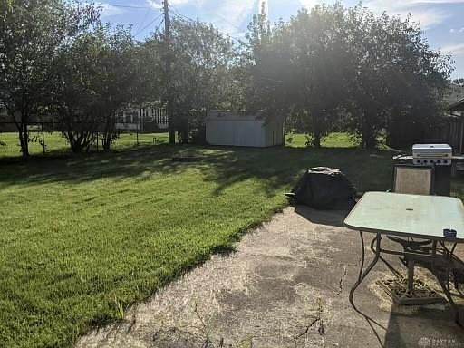 3rd image of 1224 Chateau Dr