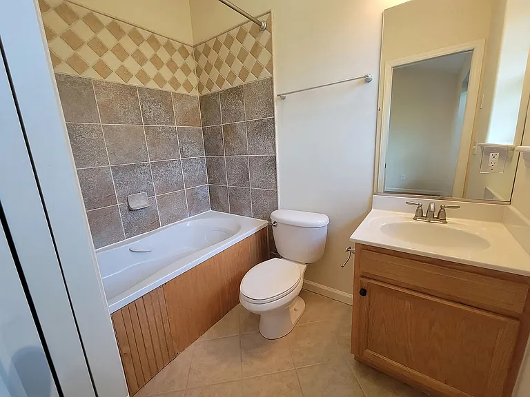 bathroom 6 bhcr