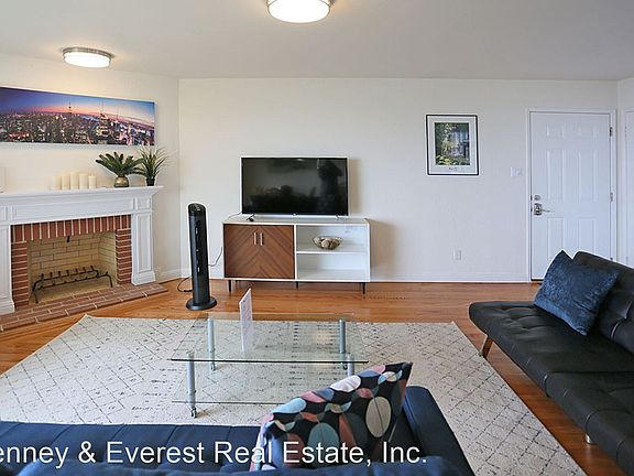 2nd image of 159 Oakridge Dr