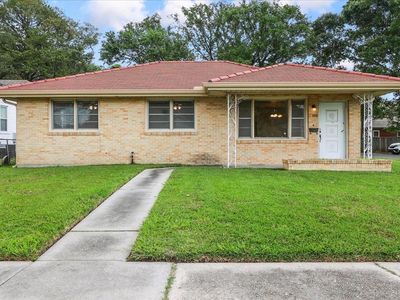 525 Evergreen Dr, Gretna, LA, 70053