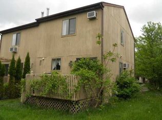 110 Sterling Pl, Highland, NY 12528