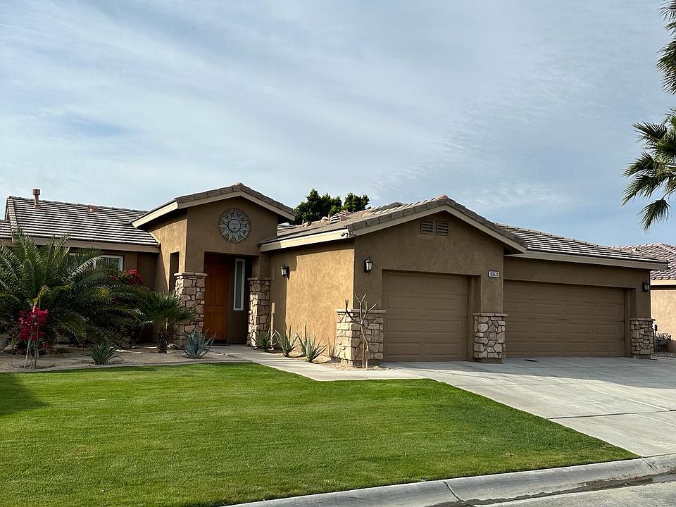 1st image of 83631 Himilaya Dr