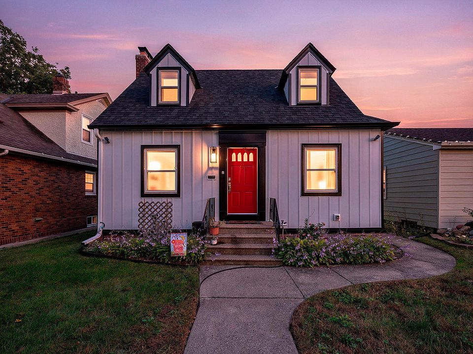1st image of 966 Eleanor Ave