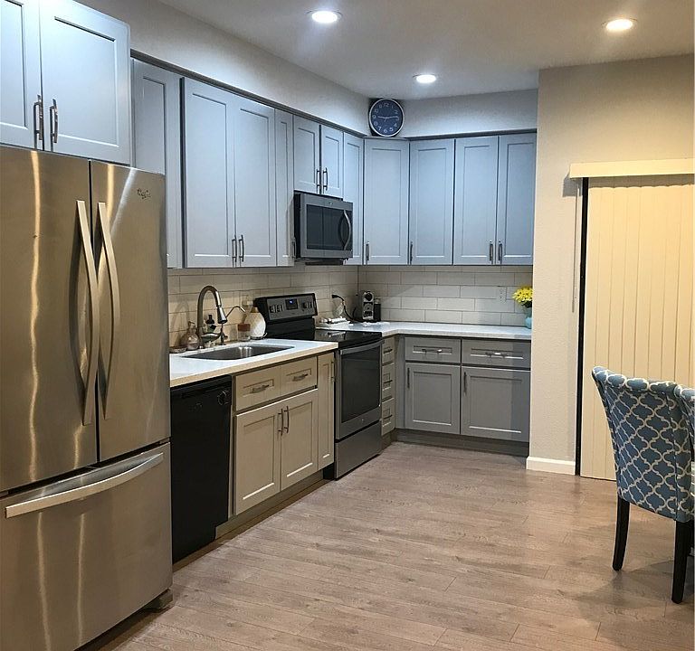 1st image of 941 W Carson St APT 217