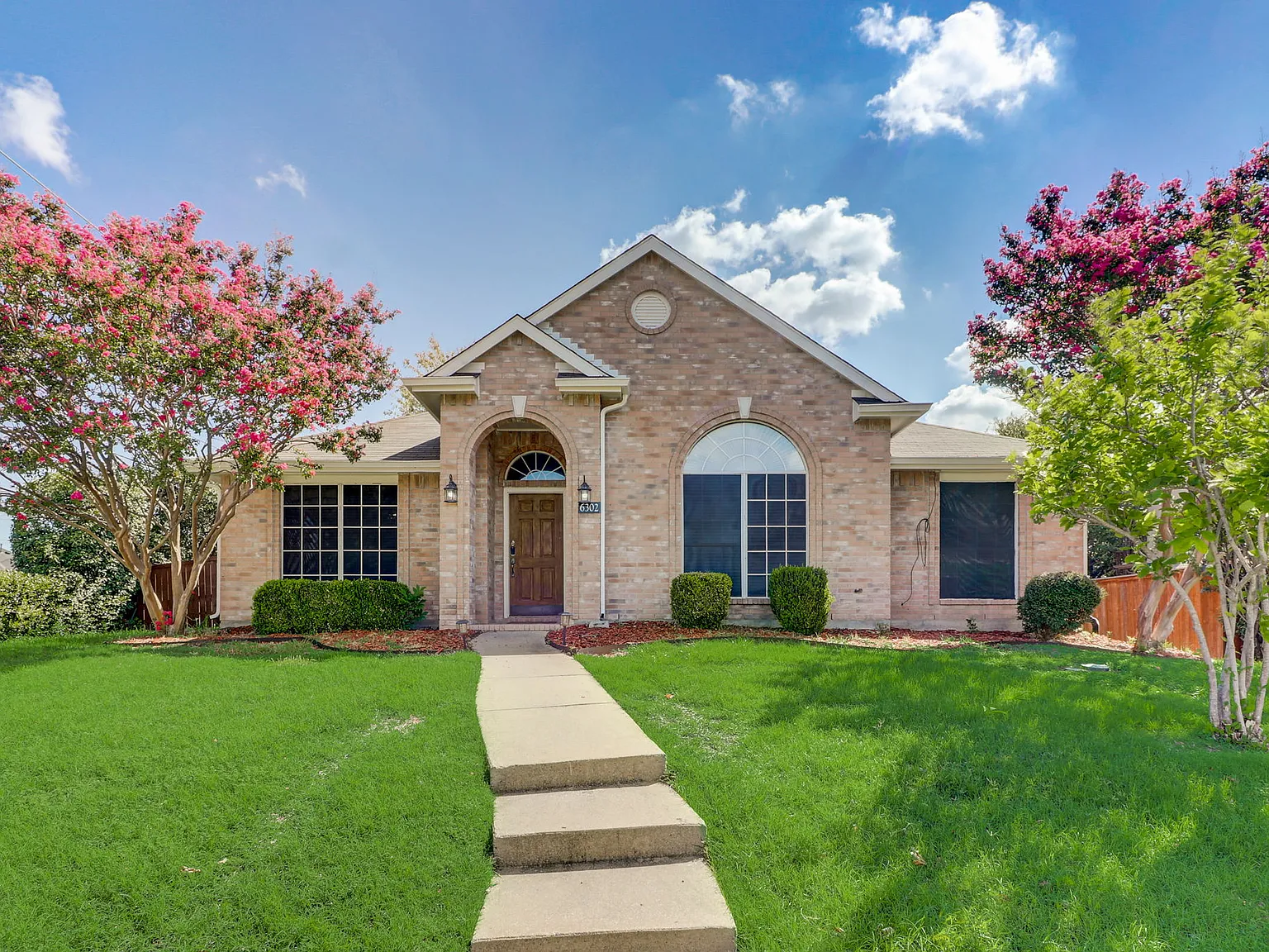 4 bed, 1693 sqft, $3,100 — Photo 1