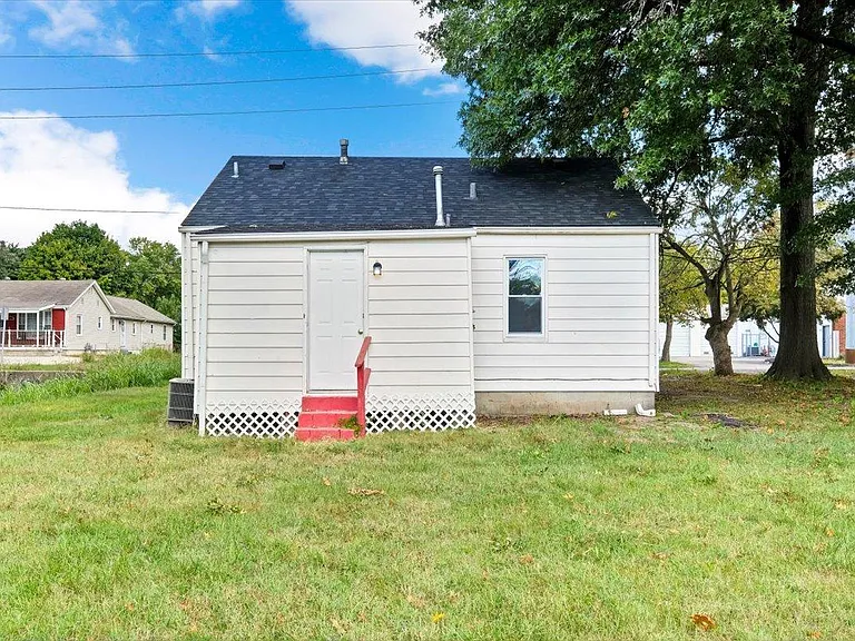 3328 Farnsley Rd — Photo 28