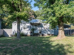 509 S 1st St, Independence, KS 67301